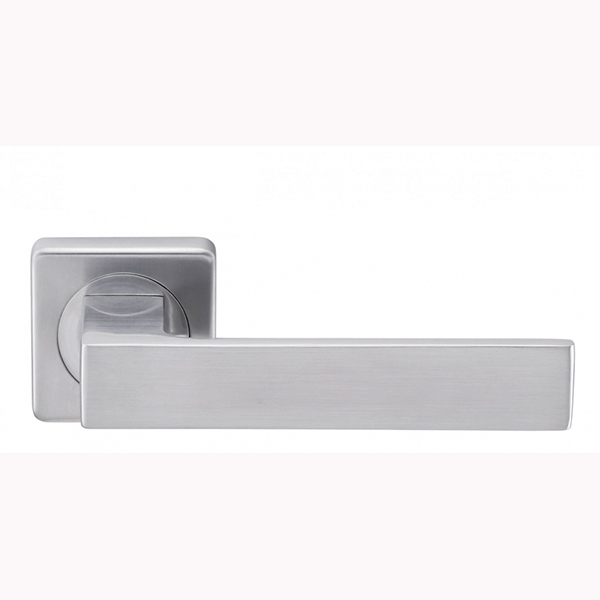 Ручка дверная ARCHIE Esta Line S040 13099 Mat.Chrome Ручка дверная ARCHIE Esta Line S040 13099 Mat.Chrome